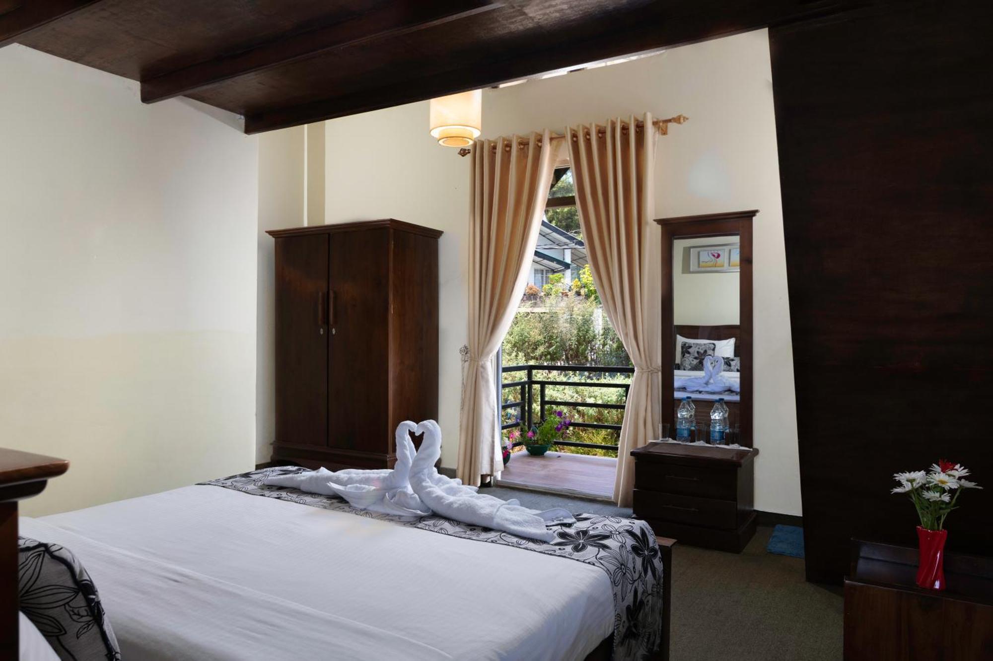 The Hamlyn Bed & Breakfast Нувара Елия Екстериор снимка