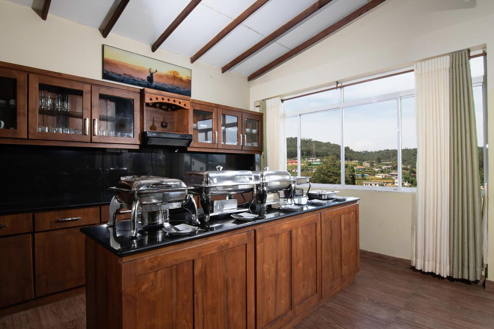 The Hamlyn Bed & Breakfast Нувара Елия Екстериор снимка